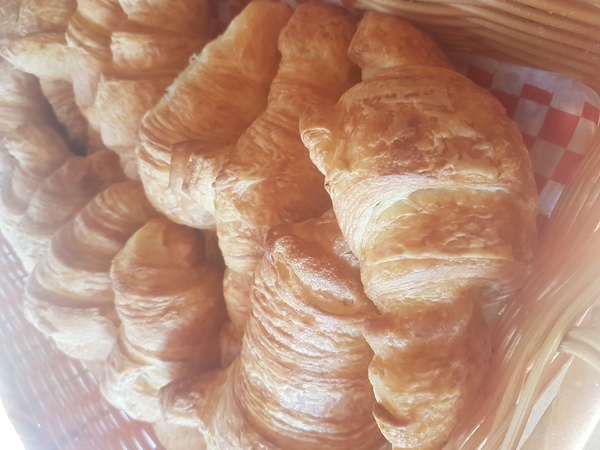 2- Croissant pur beurre